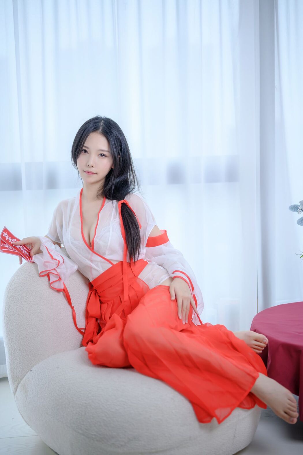 Coser@抖娘-利世 Vol.072 私人驱邪