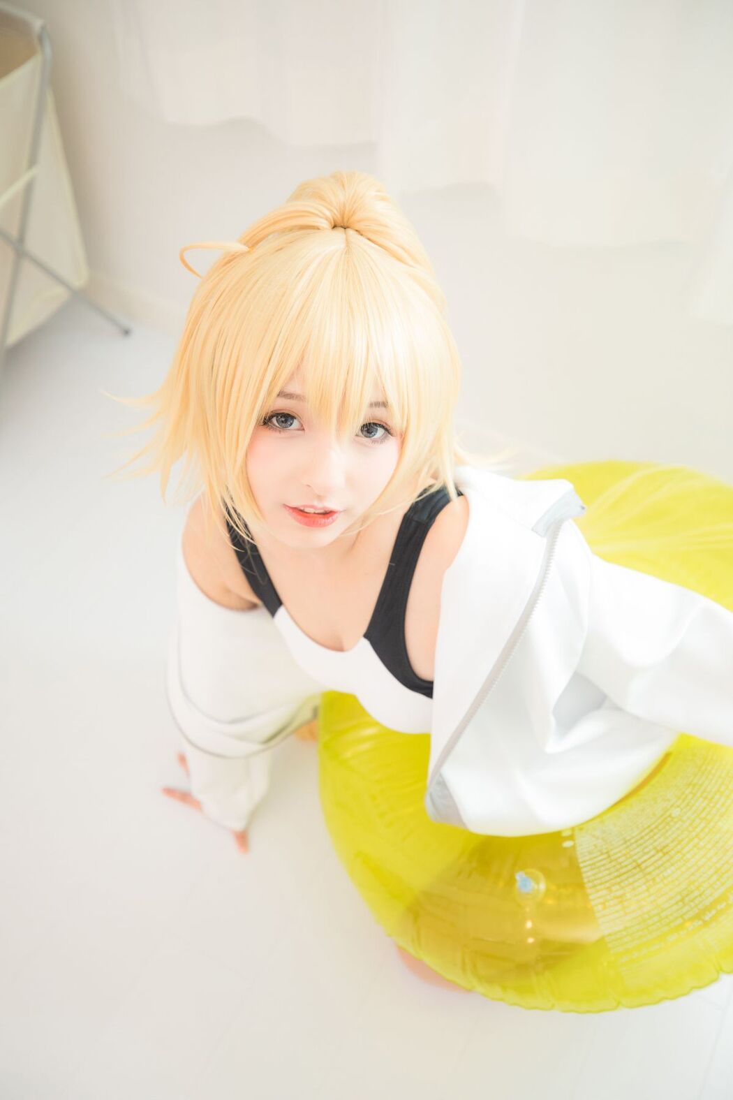 Coser@神楽坂真冬 Vol.036 电子相册-白贞德 Swimingthedrea A