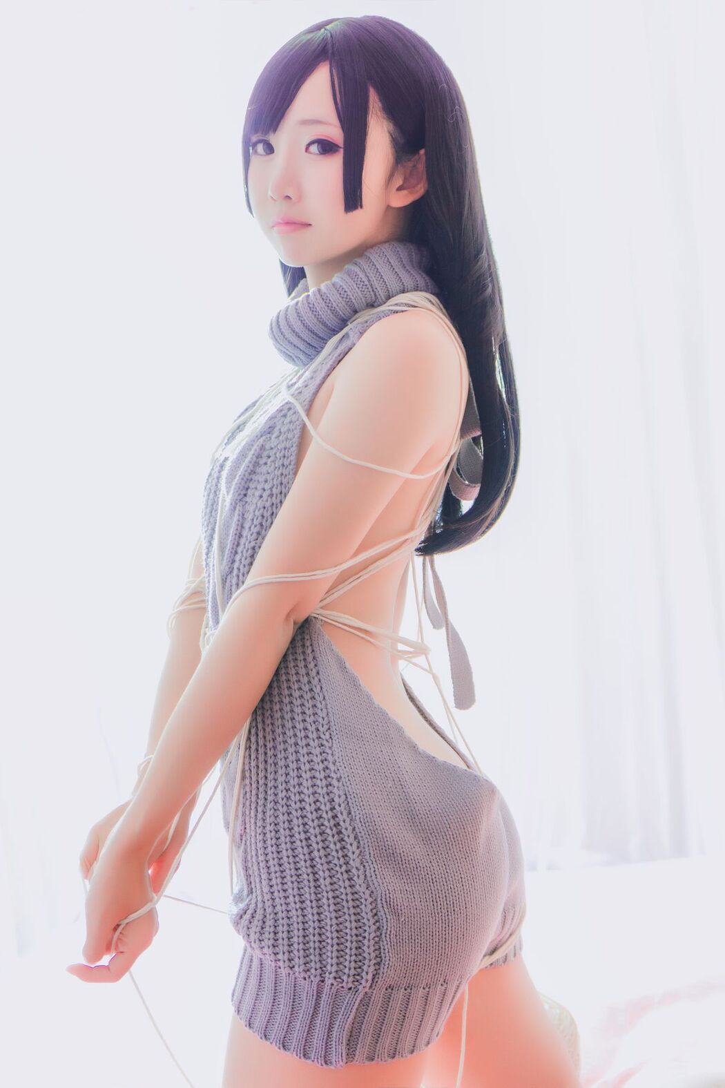 Coser@面饼仙儿 No.006 露背毛衣