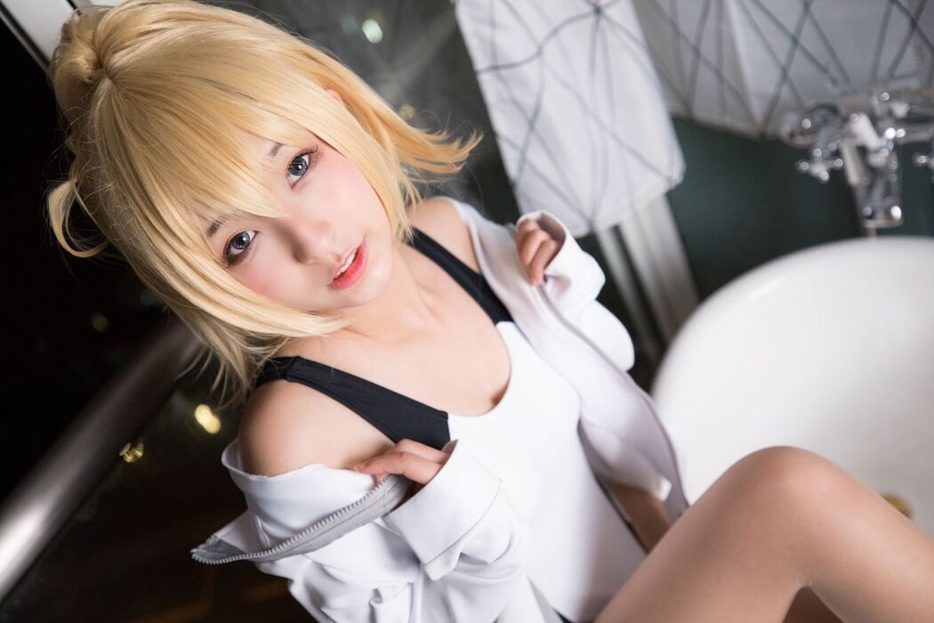 Coser@神楽坂真冬 Vol.036 电子相册-白贞德 Swimingthedrea B