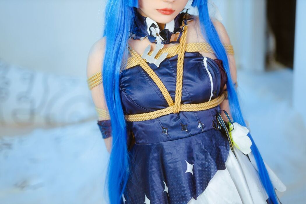 Coser@是三不是世w Vol.020 海伦娜捆绑