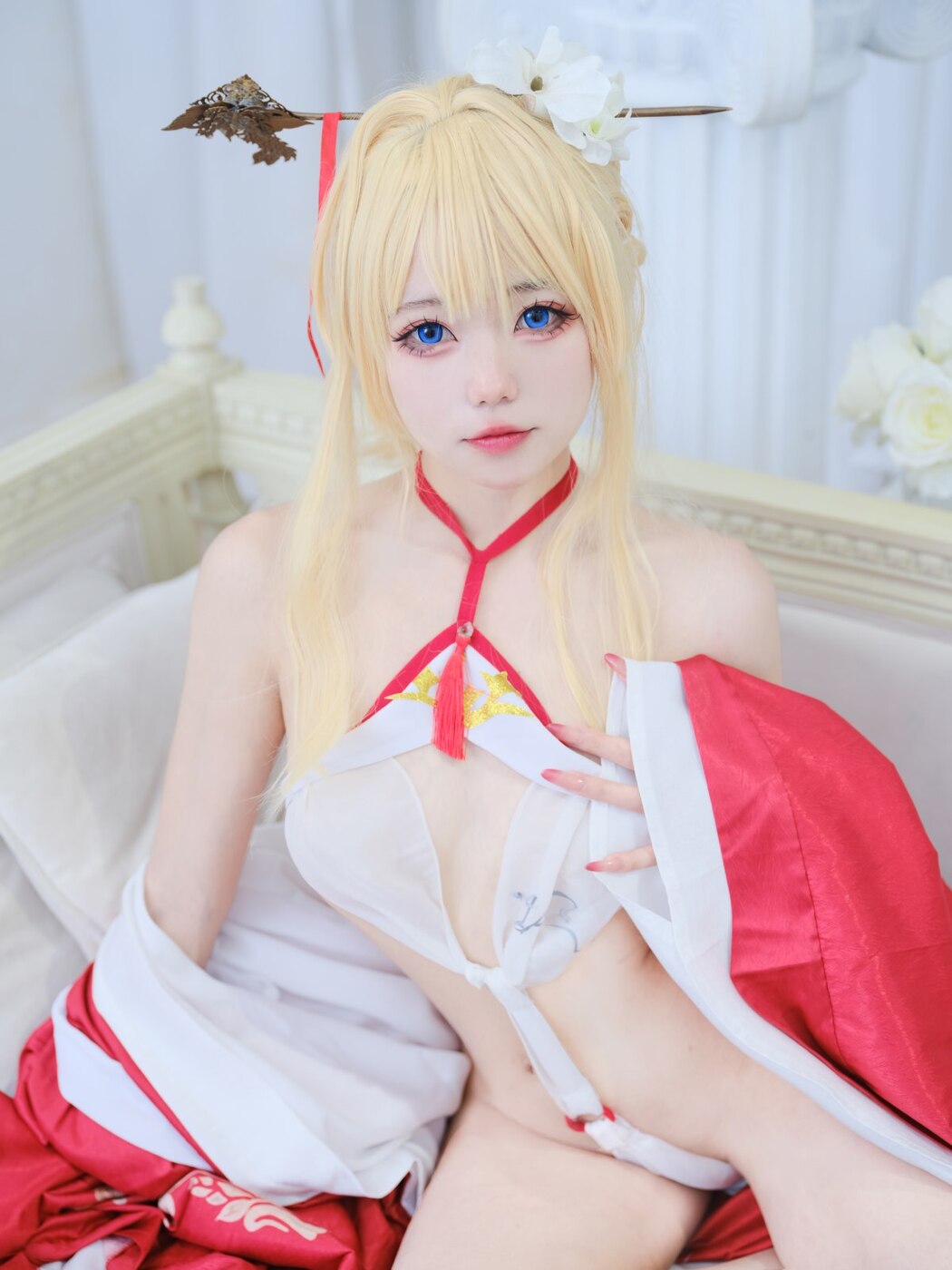 Coser@黏黏团子兔 光荣凉夜春雪新年