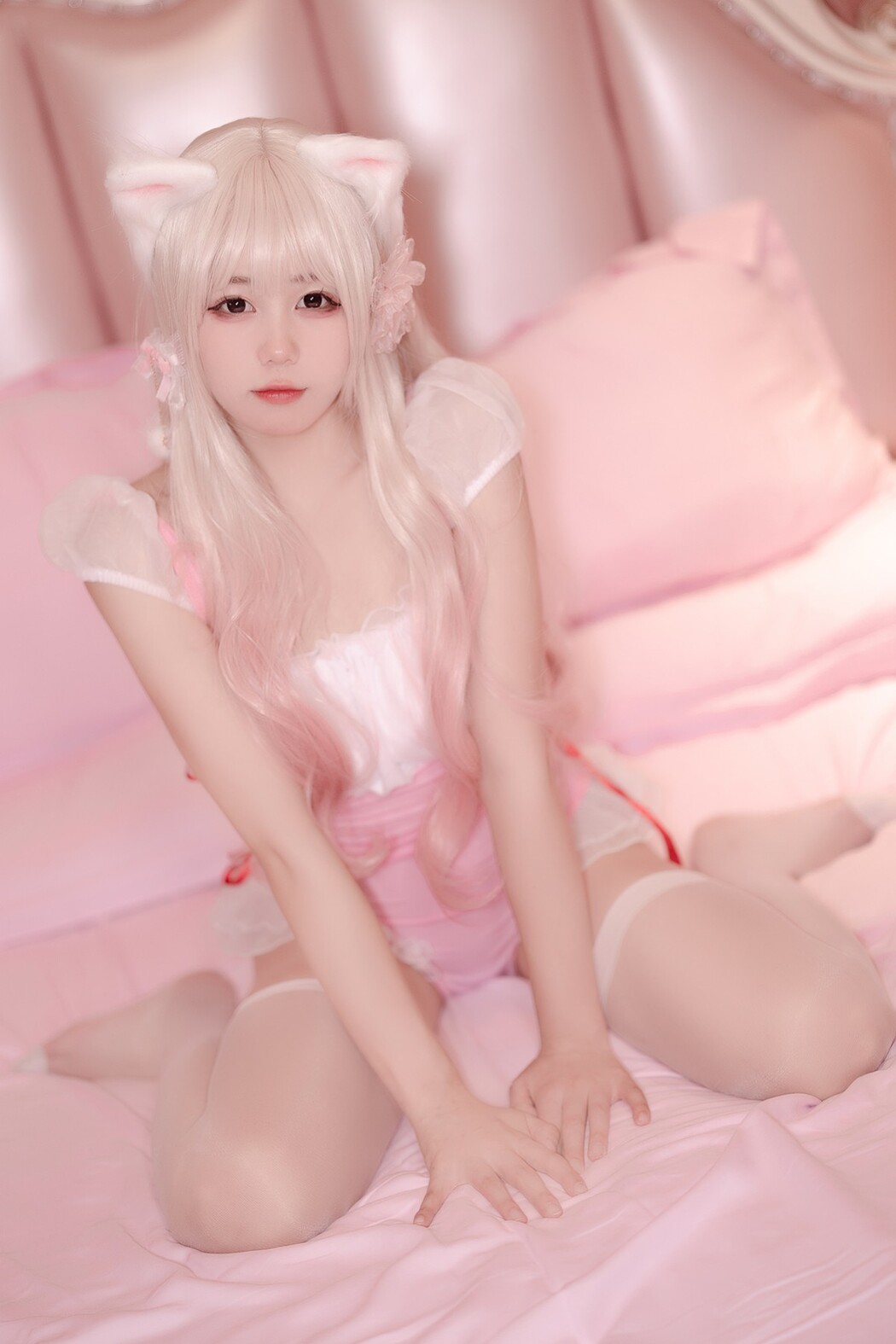 Coser@黏黏团子兔 甜蜜暴击 Cover Photo