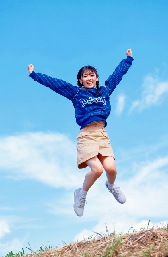  鈴原希実 エロ画像！エッチなギャップにビンビン！