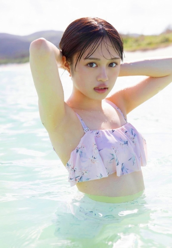  絵森彩 エロ画像！おっぱいやお尻が抜ける！