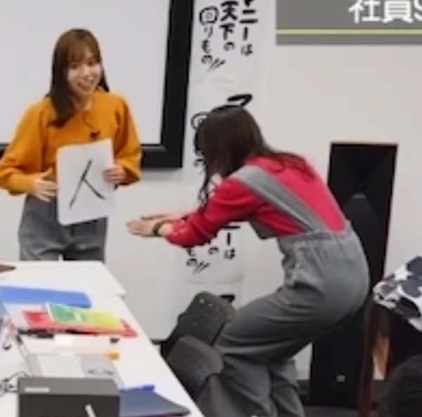  絵森彩 エロ画像！おっぱいやお尻が抜ける！