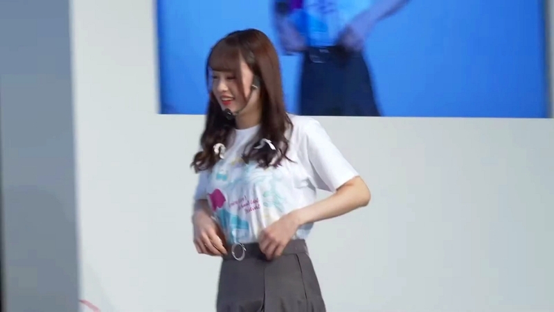  絵森彩 エロ画像！おっぱいやお尻が抜ける！