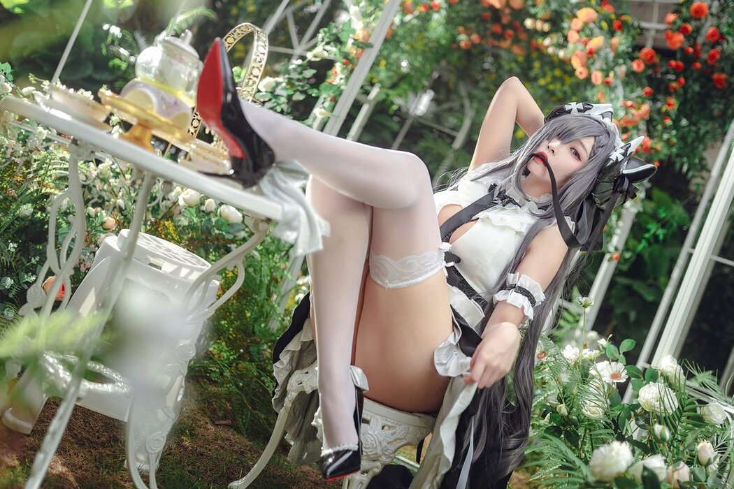 Coser@宮本桜 – 奥古斯特 女仆装