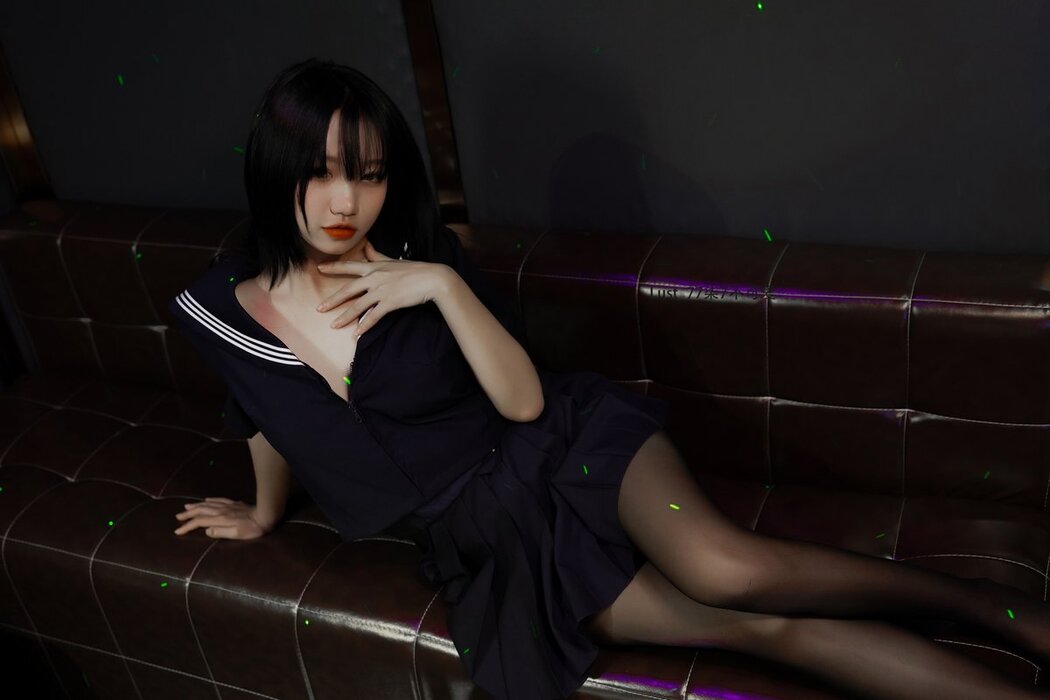 Coser@柒柒要乖哦 – 反差JK少女 A