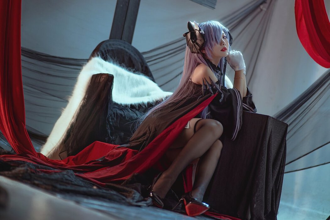 Coser@宮本桜 – 奥古斯特