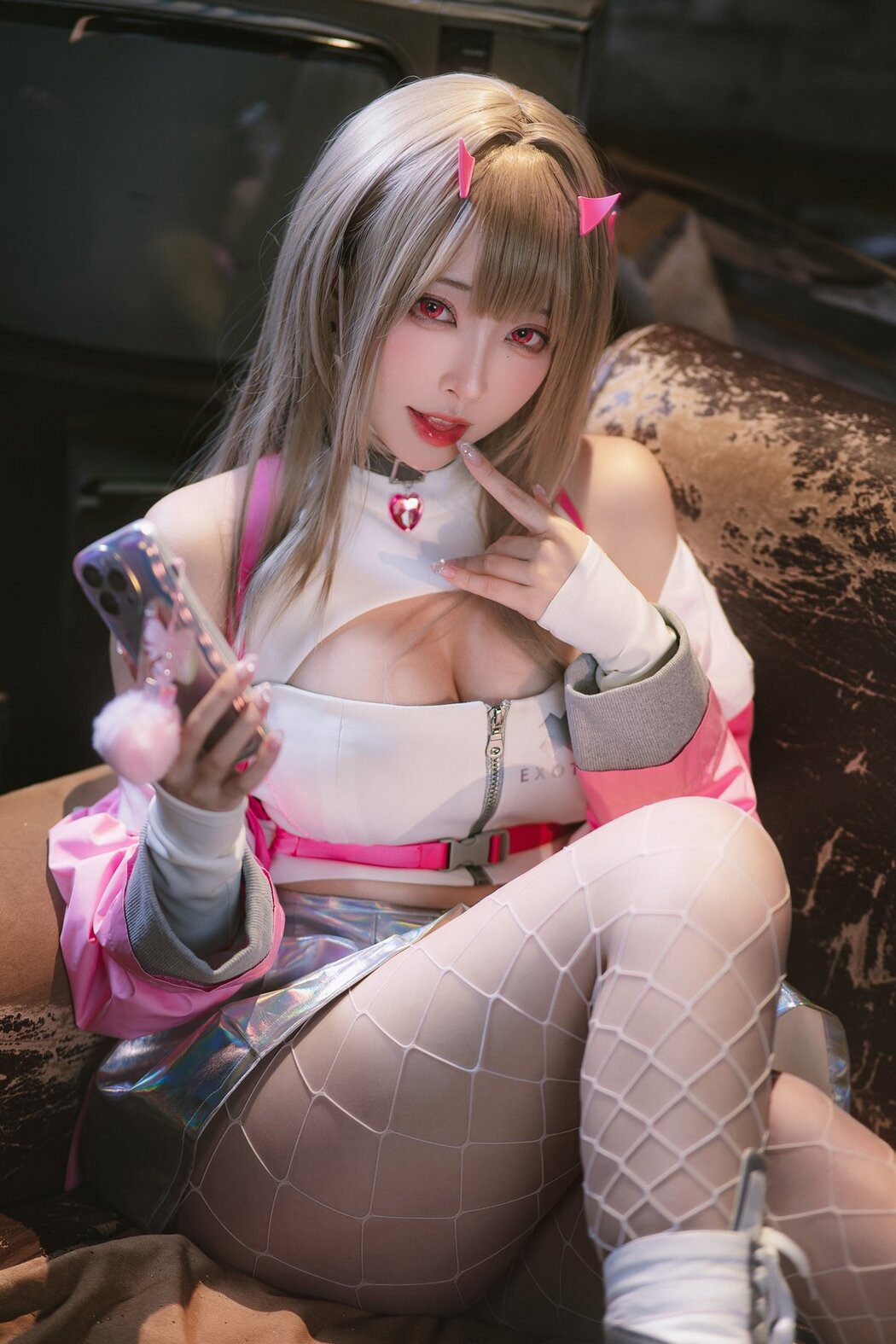 Coser@宮本桜 – 毒蛇