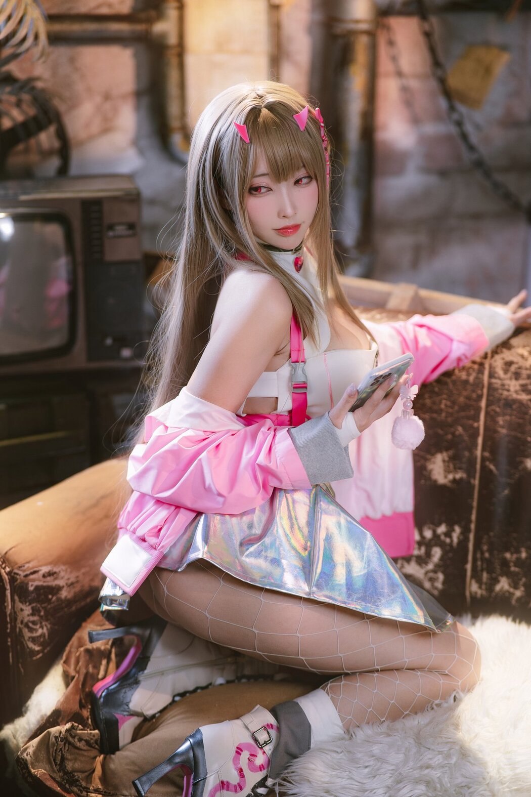 Coser@宮本桜 – 毒蛇