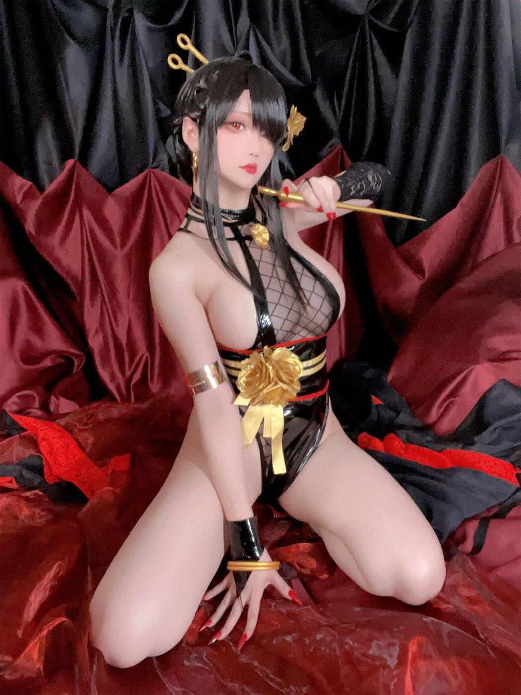 Coser@星之迟迟Hoshilily – 圣诞节 约尔 同人和风战斗服