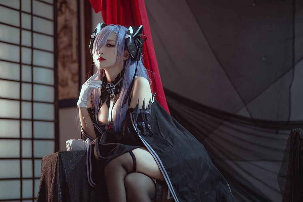 Coser@宮本桜 – 奥古斯特