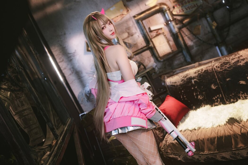 Coser@宮本桜 – 毒蛇