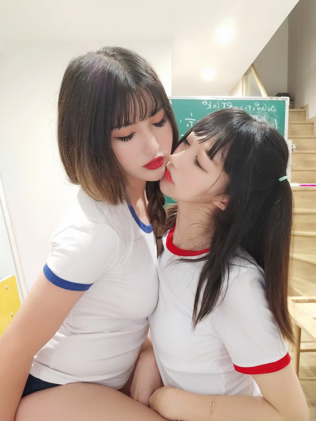 Coser@NAGISA魔物喵 – 百合