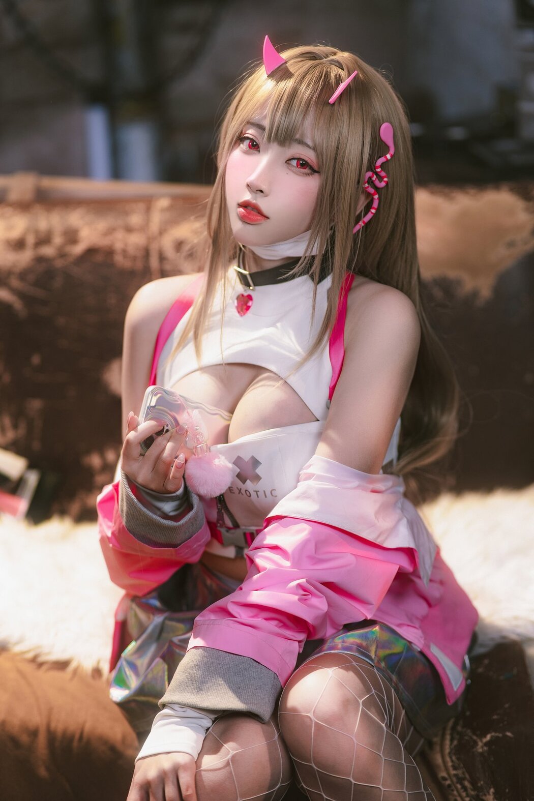 Coser@宮本桜 – 毒蛇