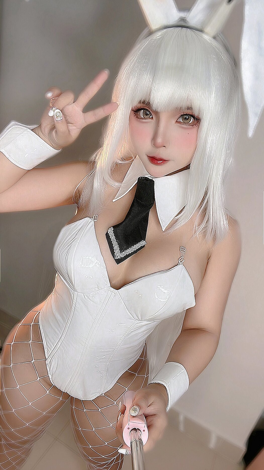 Coser@Sayo Momo – NIKKE Naughty Oil Bunny