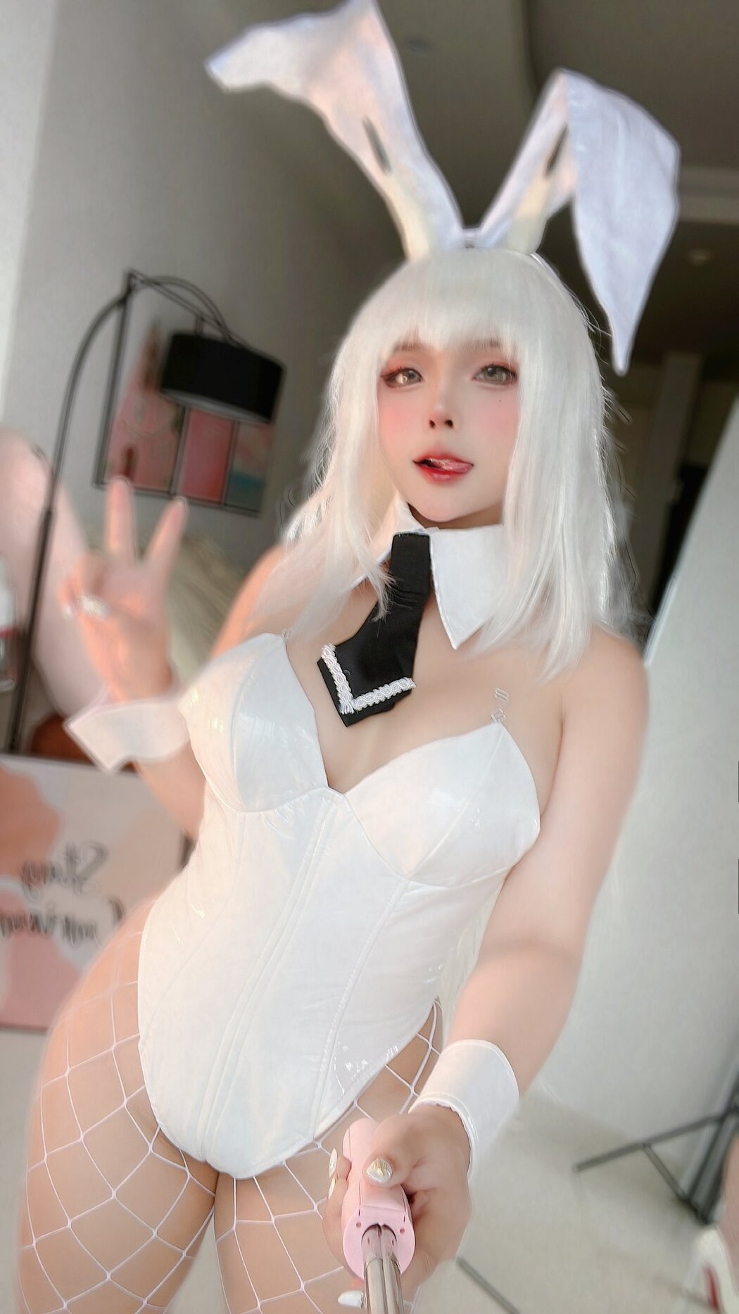 Coser@Sayo Momo – NIKKE Naughty Oil Bunny