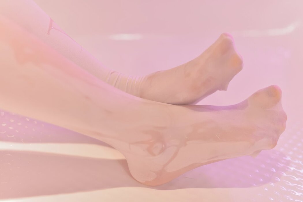 Coser@NAGISA魔物喵 – 性感看护师 B