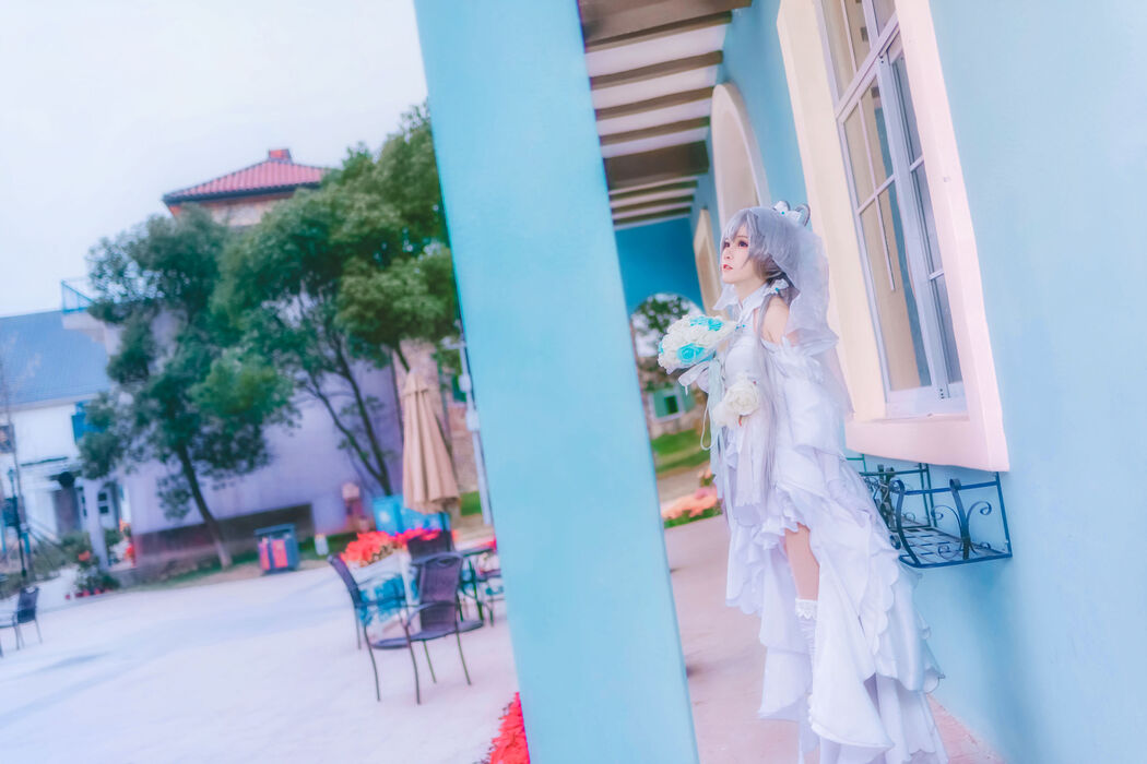 [Beauty Coser] Yui Jinyu "Luo Tianyi Wedding Dress"
