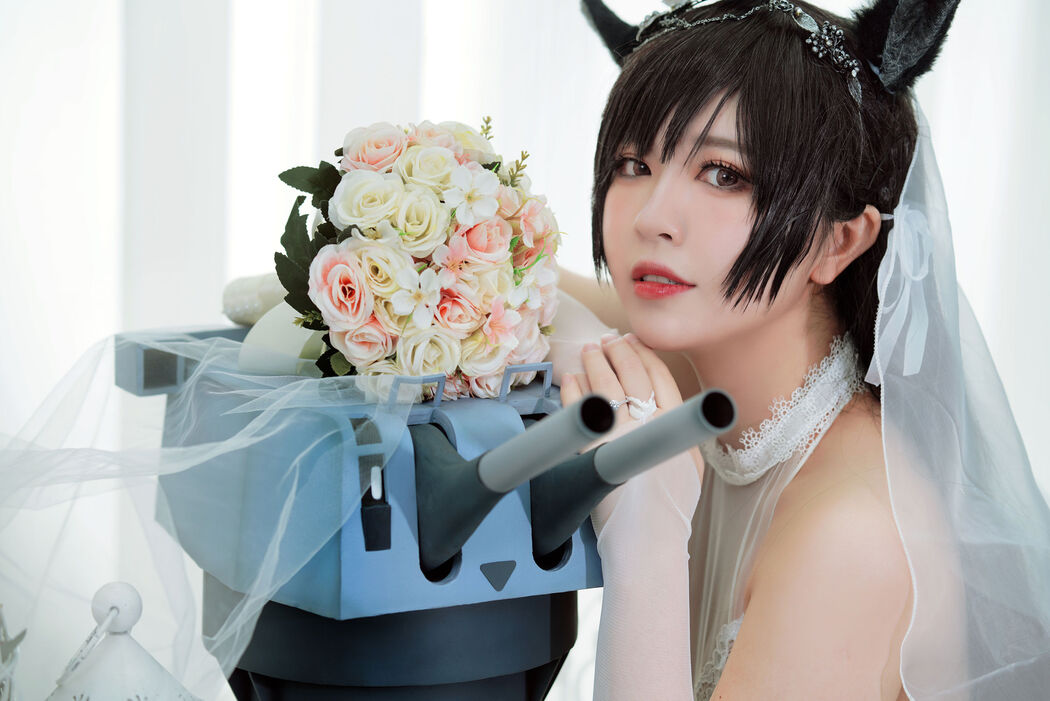 [Beauty Coser] Half-and-half "Atago Hanayome"