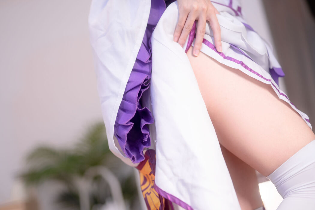 [Beauty Coser] Stupid Momo "Emilia"