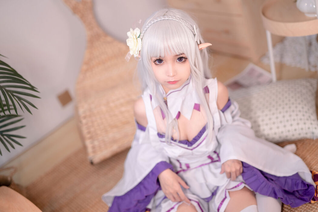 [Beauty Coser] Stupid Momo "Emilia"