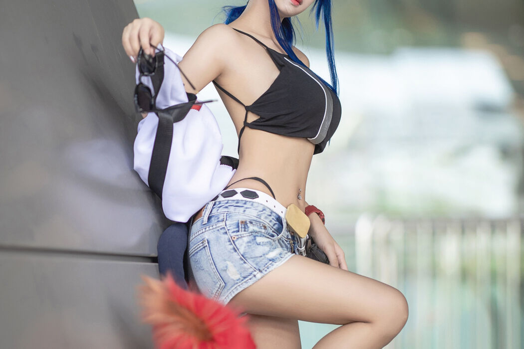 [Beauty Coser] Gui Hu Yao "Female Tourist C"