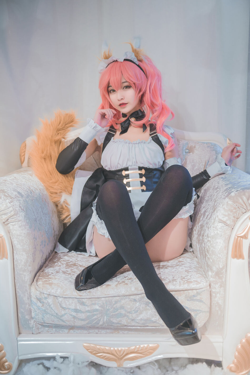 Beauty Coser Teppanyaki Ghost Dance w "Tamazo Former Maid"
