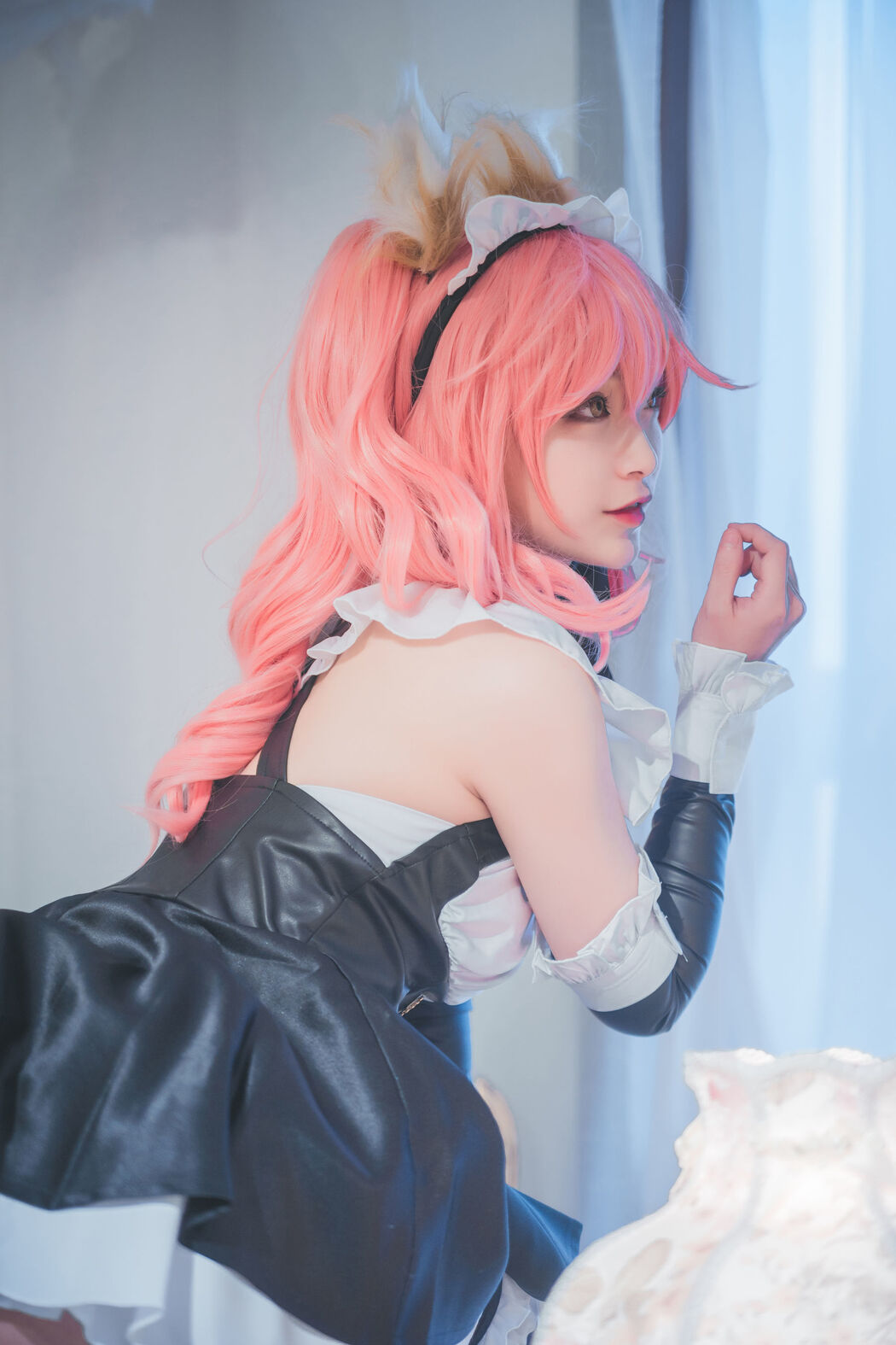Beauty Coser Teppanyaki Ghost Dance w "Tamazo Former Maid"