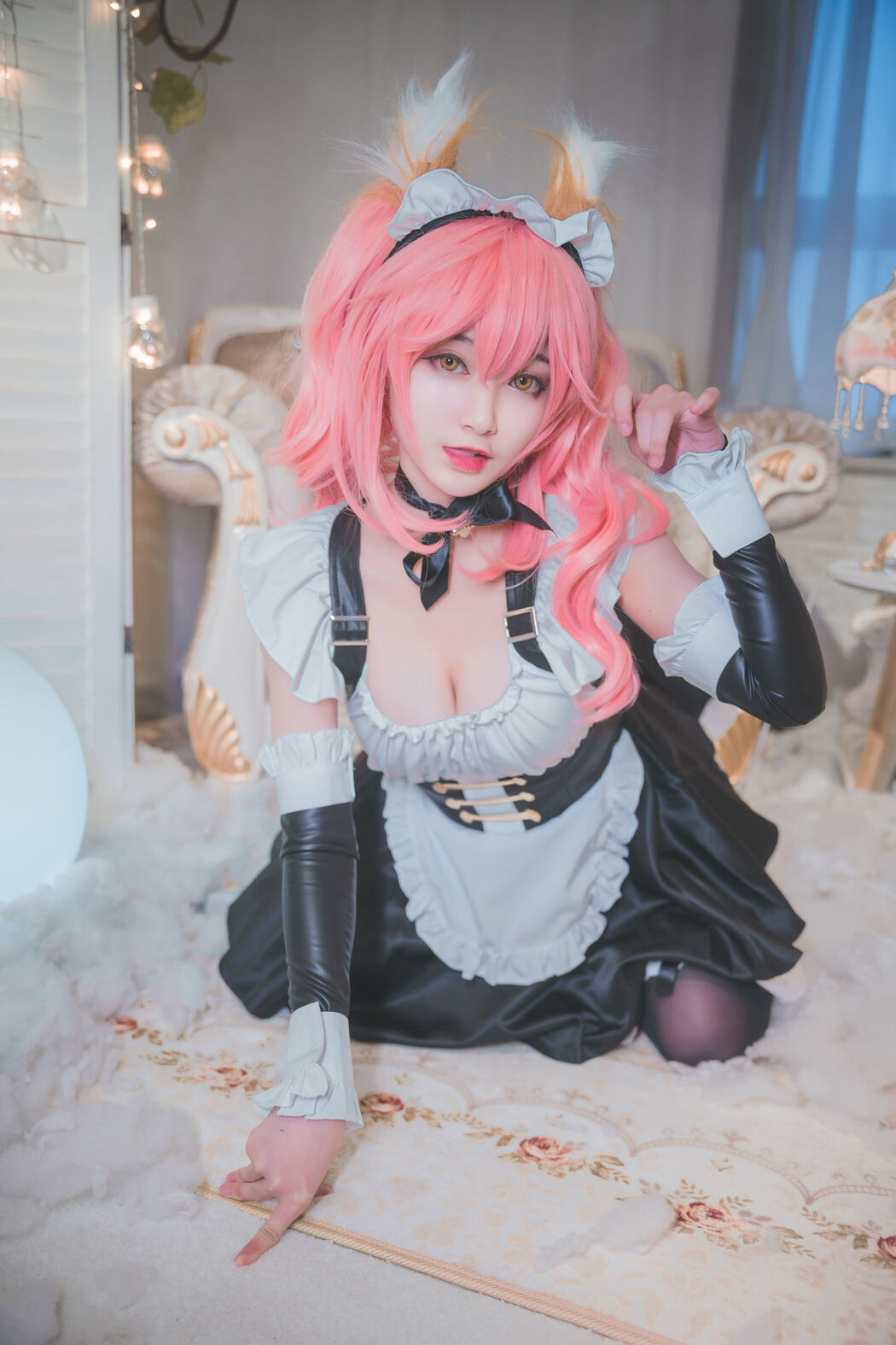 Beauty Coser Teppanyaki Ghost Dance w "Tamazo Former Maid"