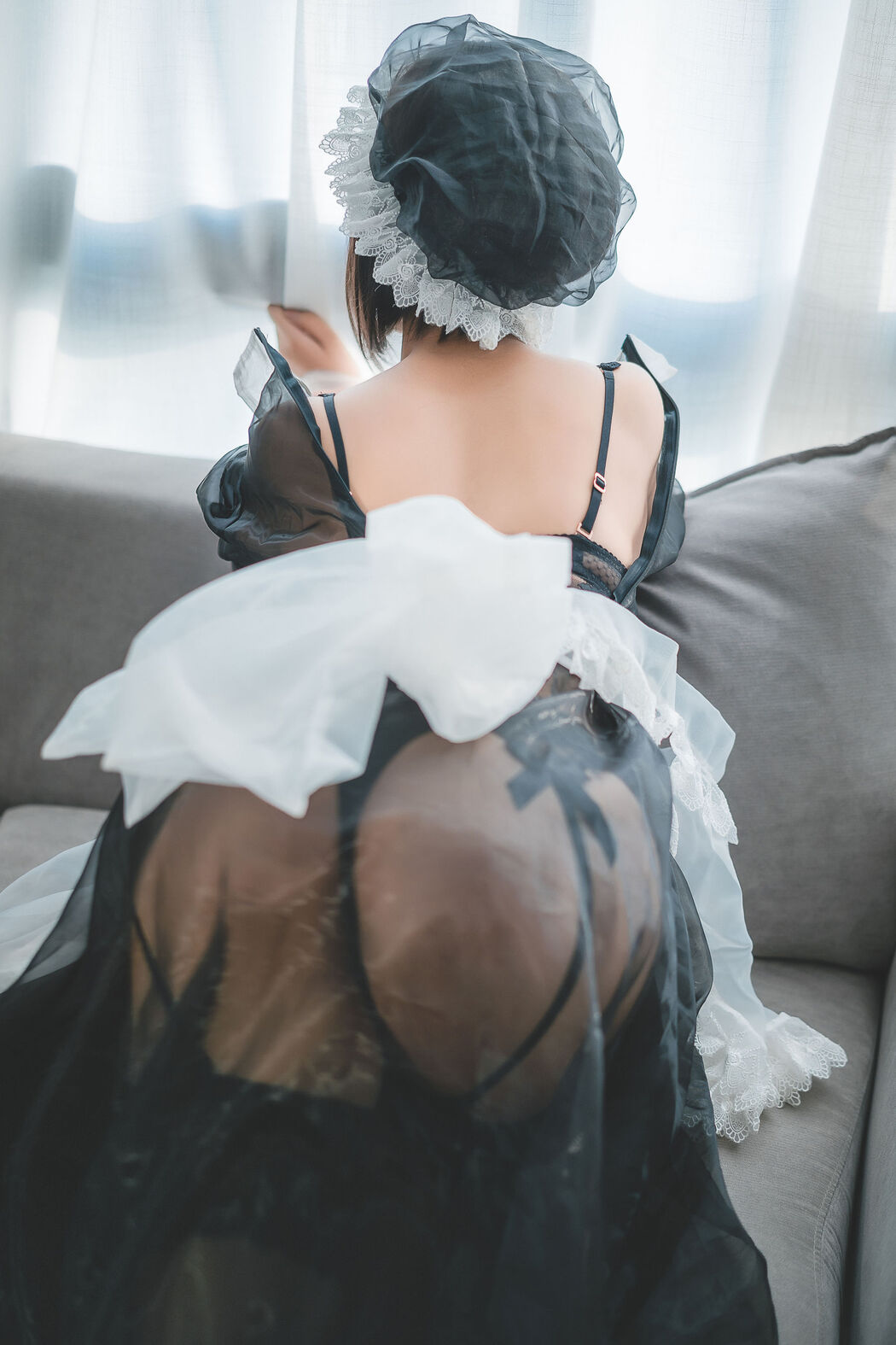 [Beauty Coser] Honey Cat Qiu "Transparent Maid" Cover Photo