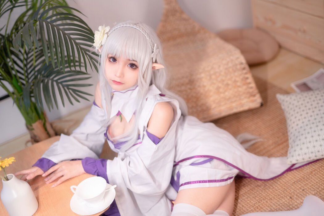 [Beauty Coser] Stupid Momo "Emilia"