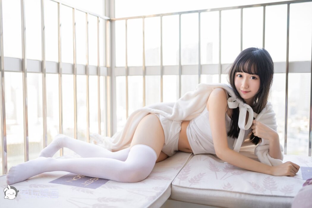 Coser@兔玩映画 Vol.035 浴巾兔子