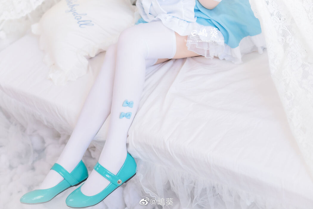 Weibo beauty Coser Shima Aoi "Little Swan Maid"
