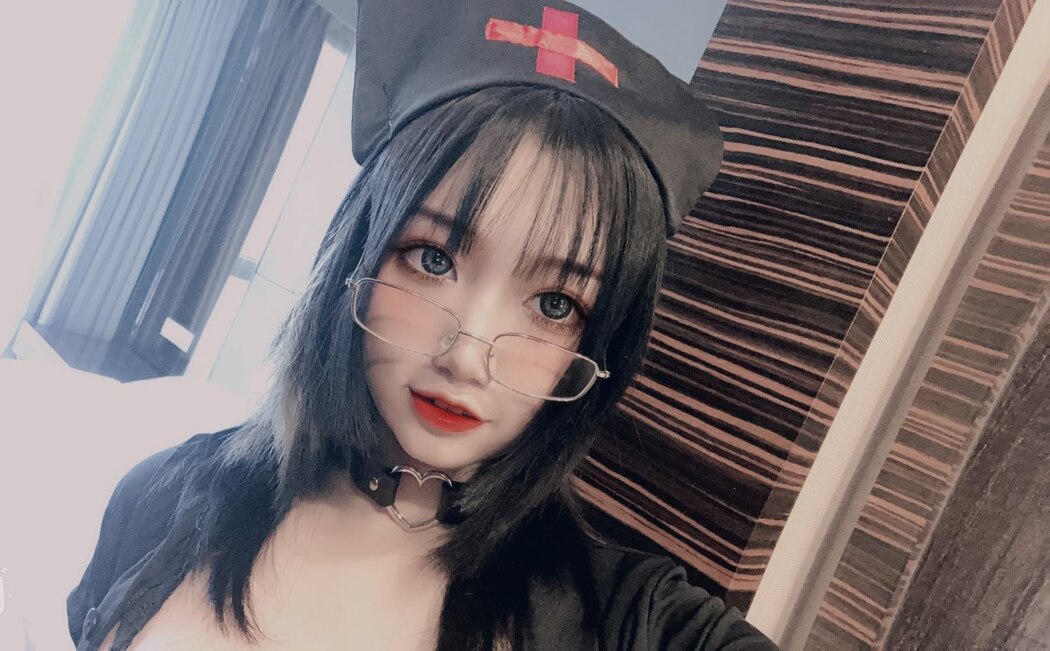 Coser@柒柒要乖哦 – 微密圈 A