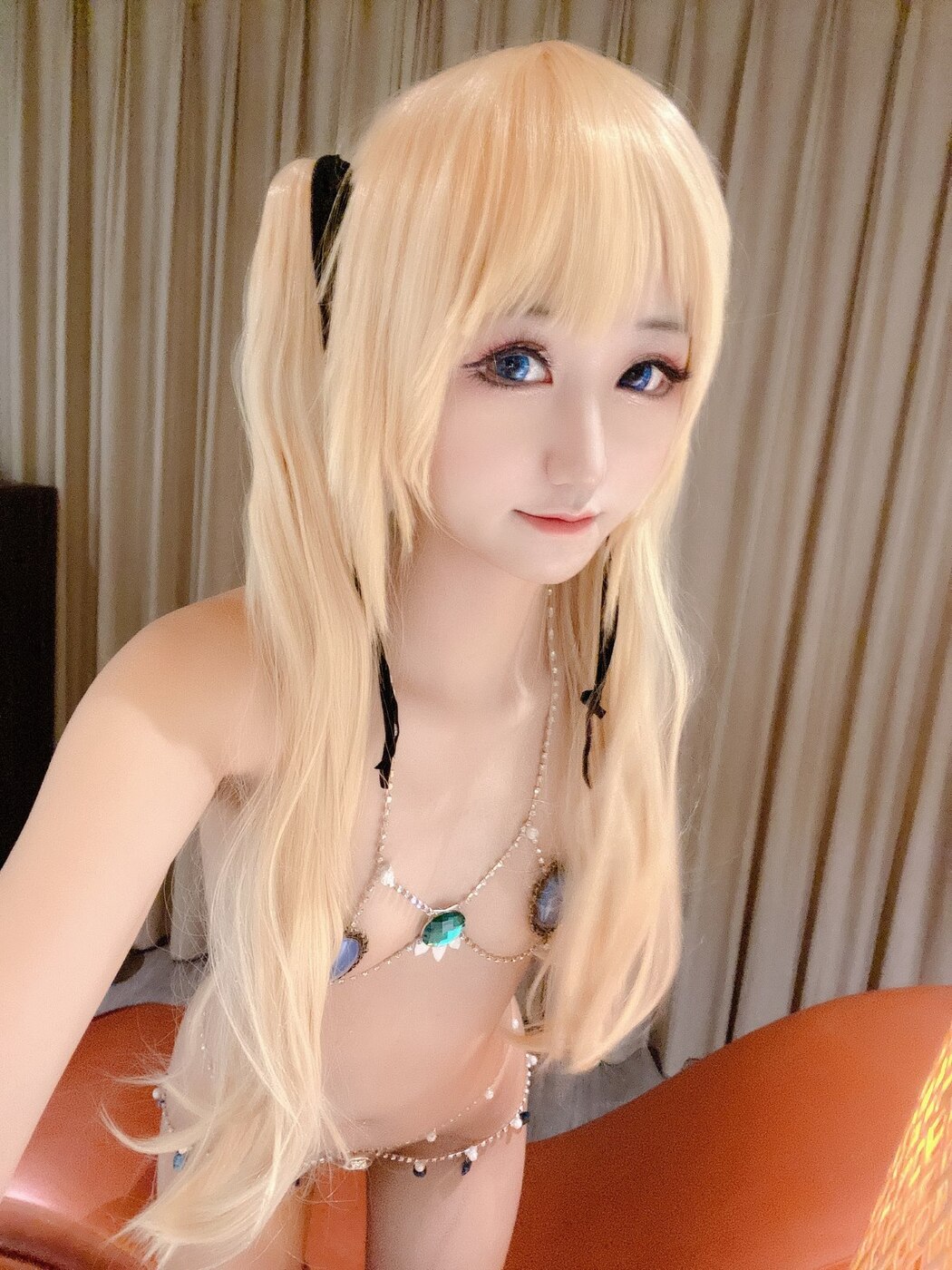 Coser@KuukoW No.005 Marie Rose-Fortune Bikini Selfie Set