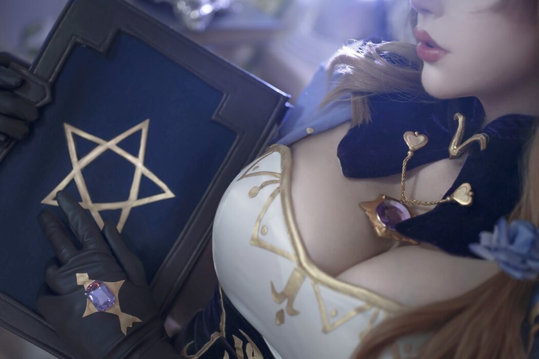 Coser@Sayathefox – Lisa