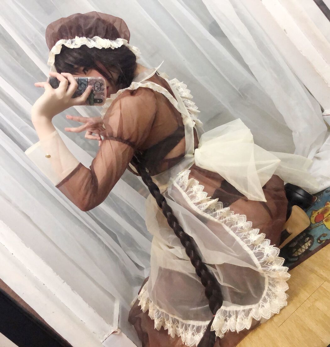 Busty beauty Coser Nozomi Kano "Transparent Maid"