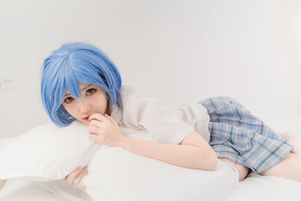 [Beauty Coser] Nantao Momoko "Ayanami Uniform" Cover Photo