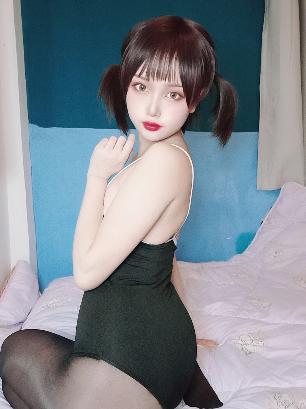 Coser@您的蛋蛋 – 黑丝死库水