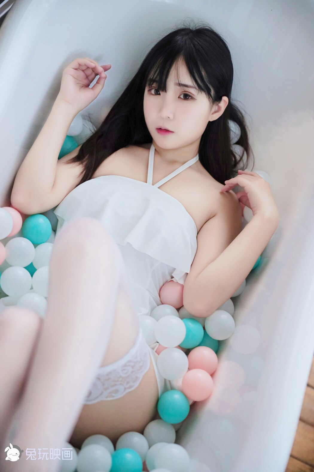 Coser@兔玩映画 Vol.036 御子的白裙