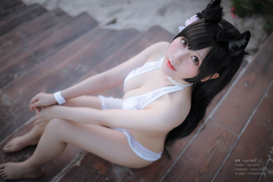 [Beauty Coser] Nyako "Atago Swimsuit"