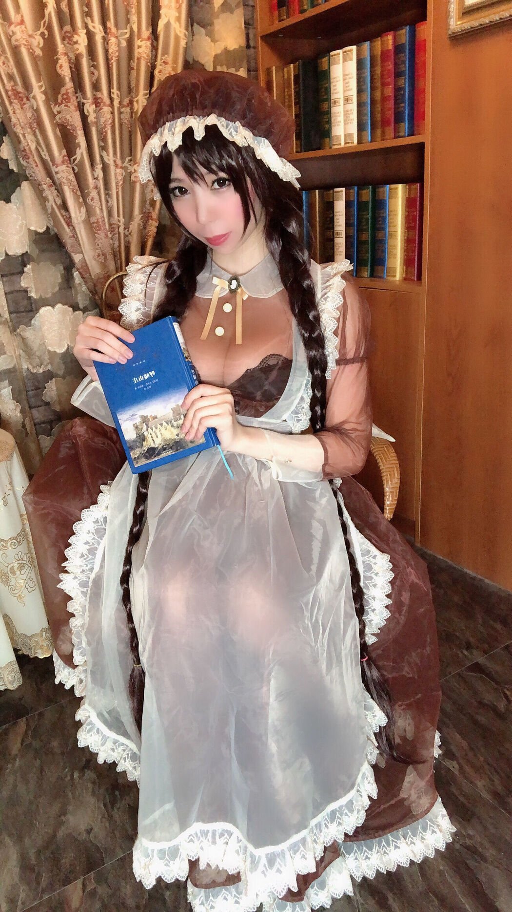 Busty beauty Coser Nozomi Kano "Transparent Maid"