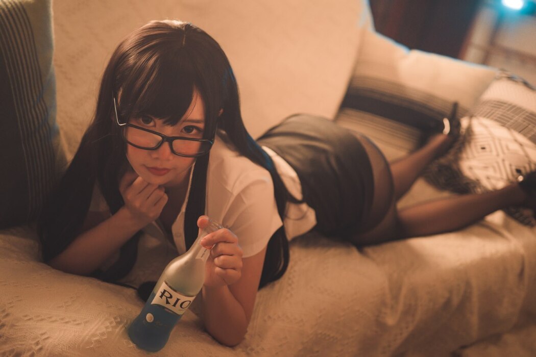 Coser@面饼仙儿 No.042 黑丝OL