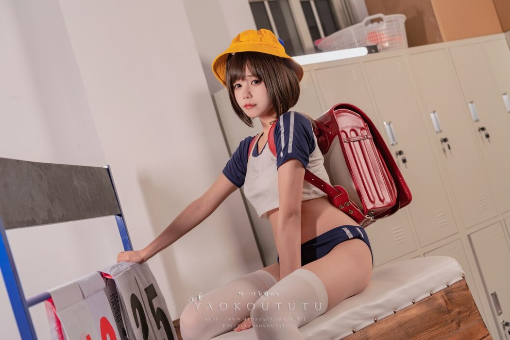 Coser@黏黏团子兔 – 工口小穴生