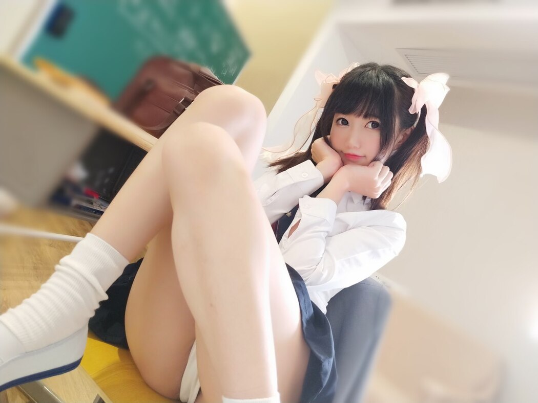 Coser@NAGISA魔物喵 女子高生の下着