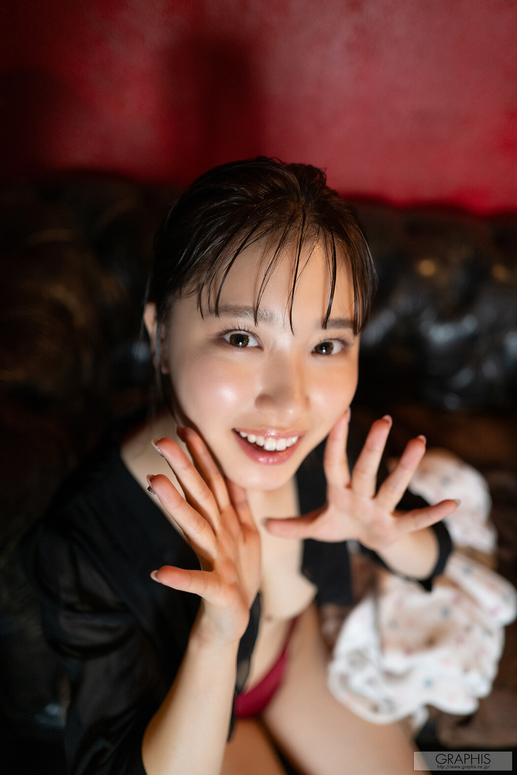 Yuuri Adachi 安達夕莉, [Graphis] Gals 「Full Of Energy!」 Vol.07