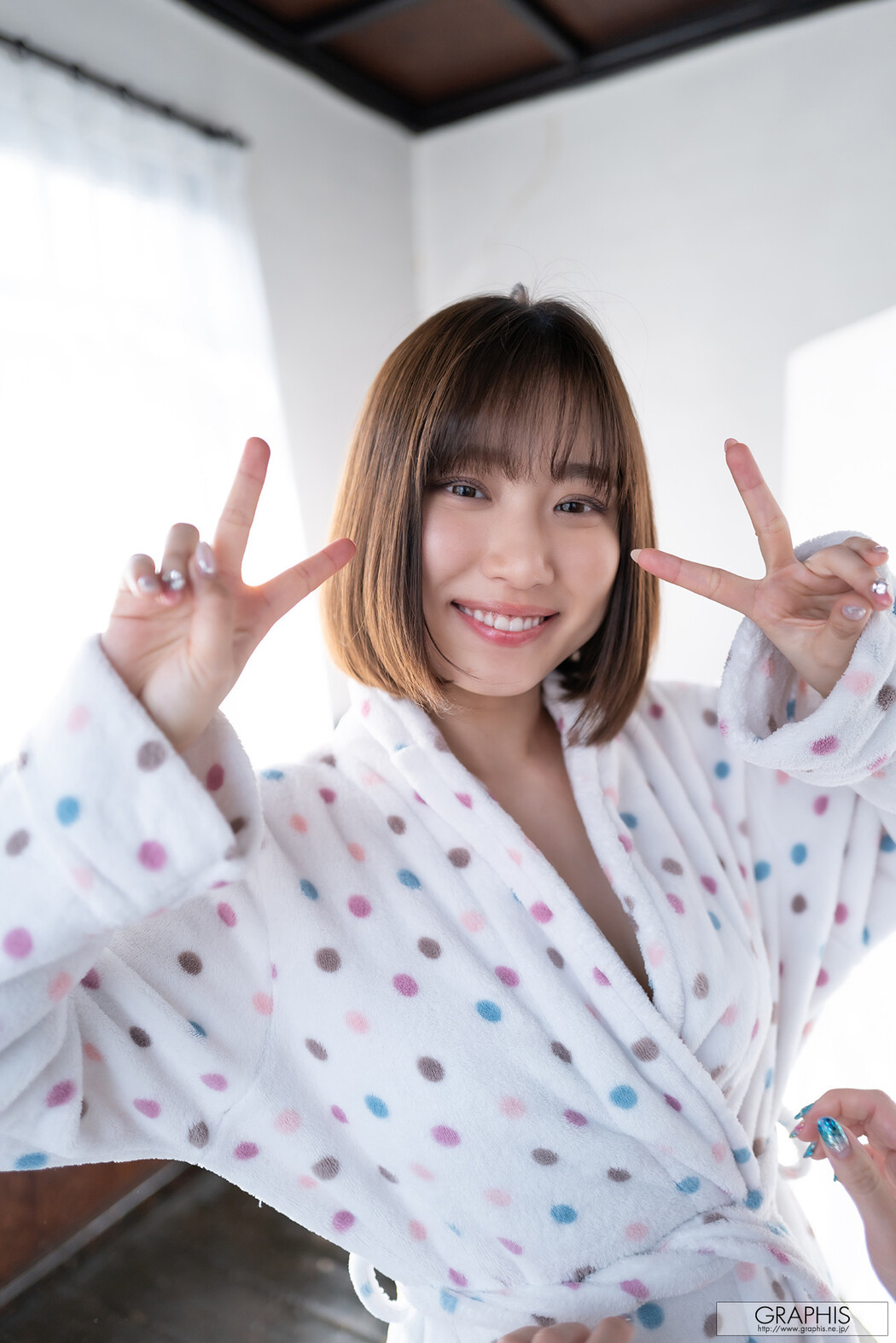 Yuuri Adachi 安達夕莉, [Graphis] Gals 「Full Of Energy!」 Vol.07